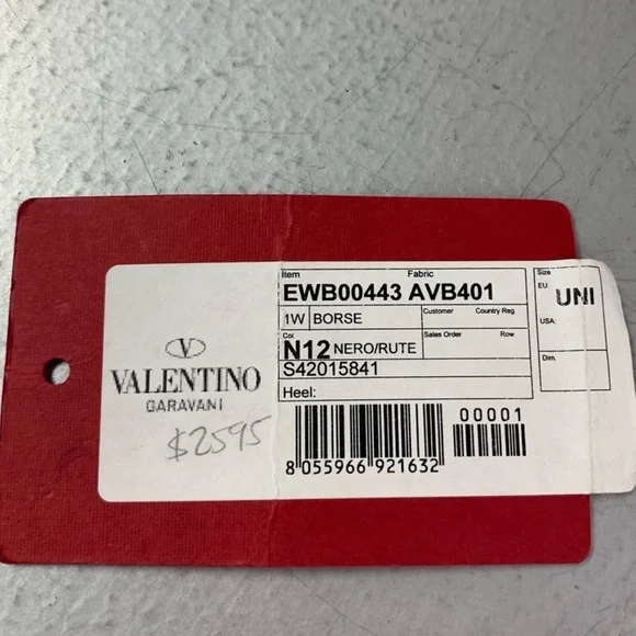 Valentino Garavani black leather Studded tote bag - Picture 9 of 9